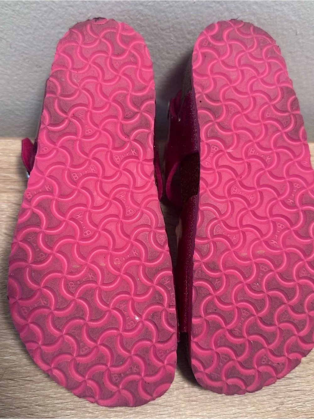 Glitter pink Birkenstocks 13